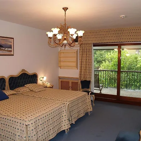 Hotel Arresi Arminza