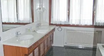 Hotel Arresi