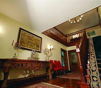 Hotel Arresi *
